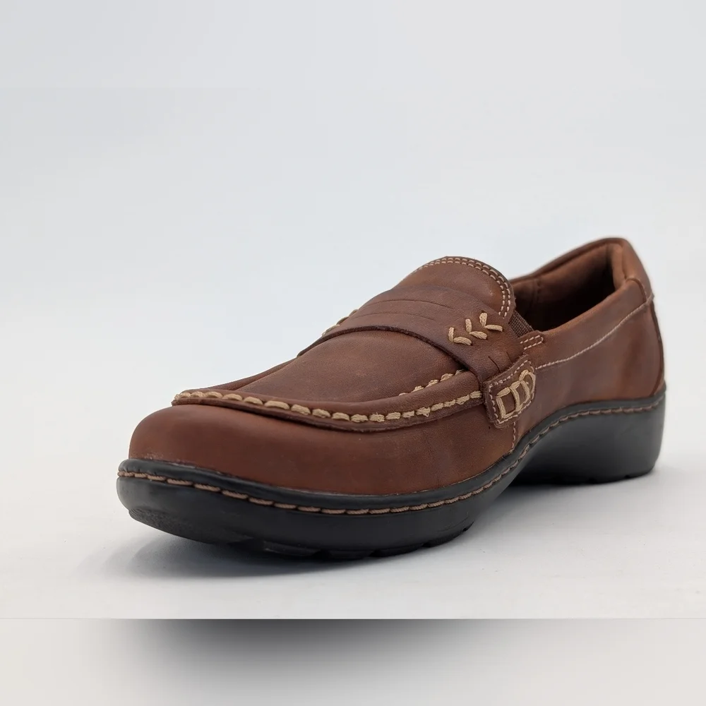 Clarks Cora Ashley Loafer Women's Size 8M Dark Tan Genuine Leather Moccasins
